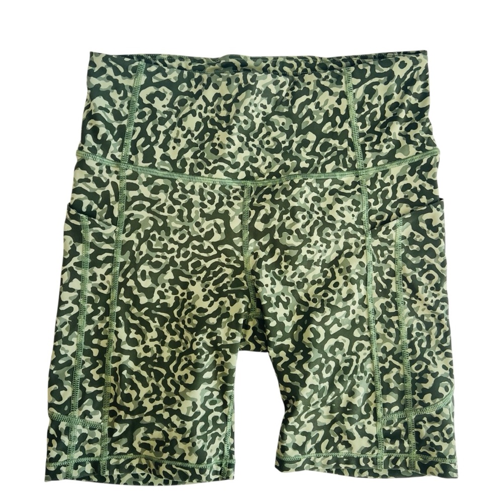 Athleta Green Camo Women's Athletic Shorts